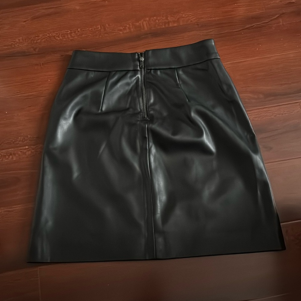 Leather skirt